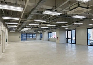 Available office space in Greenfield Tower, a 26-storey Class A building in Mandaluyong City’s Greenfield District. This modern office development features large, efficient floor plates ranging from 2,000 to 2,500 sqm, 3.0-meter ceiling height, and PEZA-accreditation—ideal for BPO, multinational companies, and corporate headquarters. Strategically located along Mayflower and Williams Street, Greenfield Tower provides excellent accessibility to EDSA, Ortigas, Makati, and BGC. Tenants benefit from state-of-the-art facilities, reliable building management, and a dynamic business community surrounded by retail, dining, and transport options. A top choice for businesses seeking Grade A offices for lease in Mandaluyong, Metro Manila.