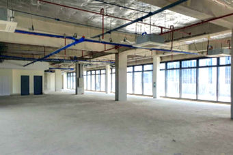 Class A office and commercial spaces for lease at Southkey Hub 2 in Northgate Cyberzone, Filinvest City, Alabang, Muntinlupa City. This 10-storey building offers modern facilities, VRF air-conditioning, 100% back-up power, and multiple telecom providers ideal for IT-BPM, BPO, and corporate offices. Strategically located near Festival Mall, Alabang Town Center, and major transport hubs within Filinvest City.