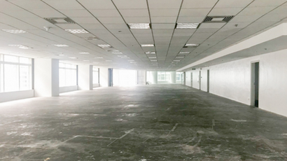 RCBC Plaza premium office space in Makati CBD available for lease, ideal for BPO offices and multinational companies. PEZA-accredited building with modern facilities, prime business address, and flexible office layouts. Strategically located along Ayala Avenue with easy access to transport, dining, and retail hubs. Perfect for outsourcing firms seeking a prestigious Makati office location."