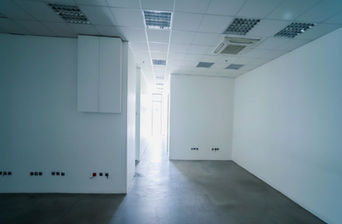 Available office and commercial spaces at Keyland Arnaiz Building in Makati, ideal for BPOs and corporate offices, modern commercial units with flexible layouts, business-ready offices, easy access to EDSA and Osmeña Highway, prime location in Makati CBD, professional and accessible workplace environment.