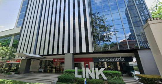 The Link by Innoland is a premier Grade A office building located in Cebu I.T. Park, Lahug, Cebu City. This 20-storey development offers modern, sustainable office spaces ideal for IT-BPOs, corporate offices, and multinational companies. Designed for efficiency and accessibility, The Link features retail spaces on the ground floor, ample parking, and flexible floor layouts, making it one of the most sought-after business addresses in Cebu.