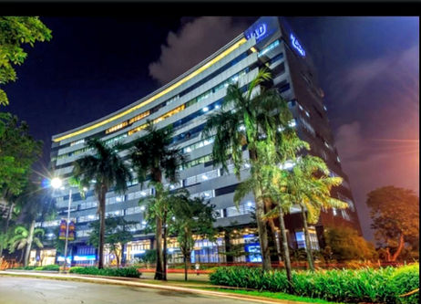The 2Quad Building in Cebu Business Park, Cebu City, is a Class A 11-story office tower designed for BPOs, IT companies, and corporate headquarters. Featuring expansive 2,100 sqm floor plates, PEZA accreditation, reliable 100% backup power, and 24/7 security systems, it offers premium office space for lease in one of Cebu’s top business districts. Strategically located along Cardinal Rosales Avenue near Ayala Center Cebu, the building provides excellent accessibility, modern infrastructure, and flexible layouts for growing enterprises. Ideal for multinational firms seeking prime Cebu office space, the 2Quad Building is available for leasing inquiries through Office Pro PH.