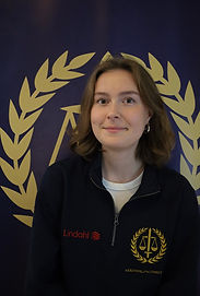 Tjänstemannabild Amanda Ewerlöf.jpeg