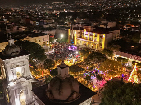 Magia, alegría y tradición: así se vivió el desfile navideño en Chilpancingo