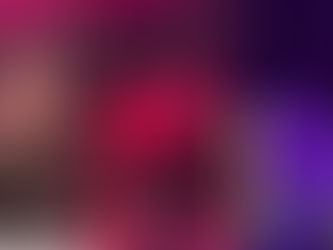 Bajan del escenario a Edwin Luna ante presencia de hombres armados