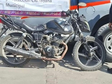 Aseguran motocicleta abandonada en el fraccionamiento Nuevo Mirador