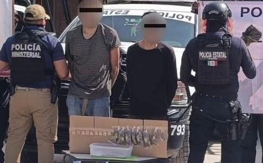 Detienen a dos hombres por narcomenudeo en la colonia Rubén Mora, en Chilpancingo