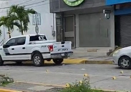 Atacan a balazos a un hombre sobre la avenida Lázaro Cárdenas en Chilpancingo