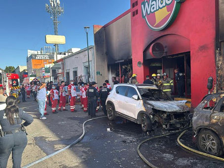 Incendio en tienda Waldos de Hermosillo deja al menos 22 personas muertas