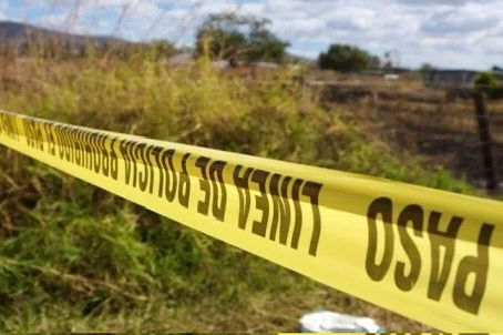 Atado y con al menos siete disparos, hallan a joven asesinado en Iguala