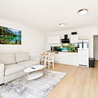 Image by Roberto Nickson