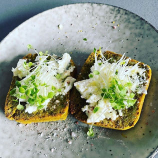 Tasty Tumeric Bread Toppings