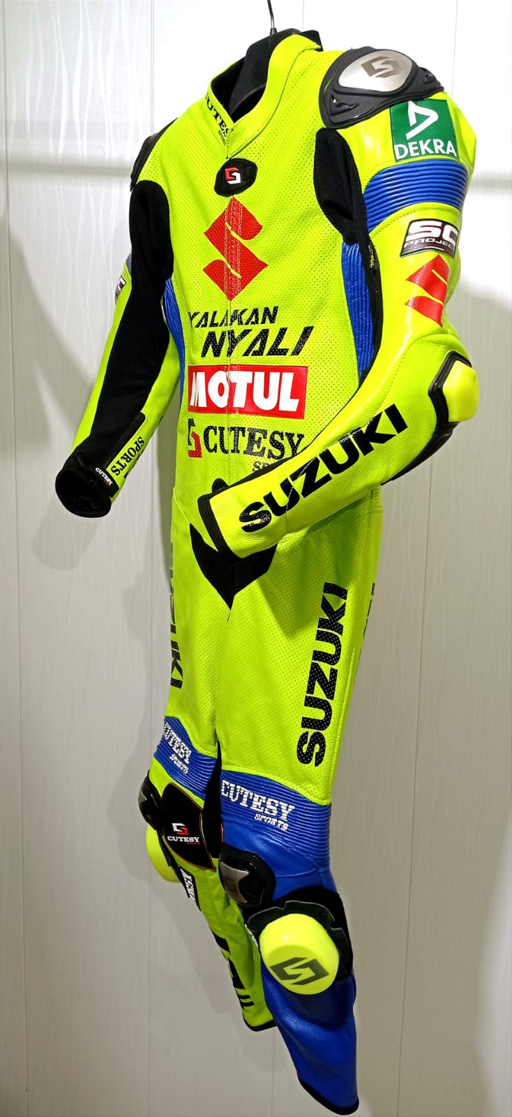 Thumbnail: Custom Suit