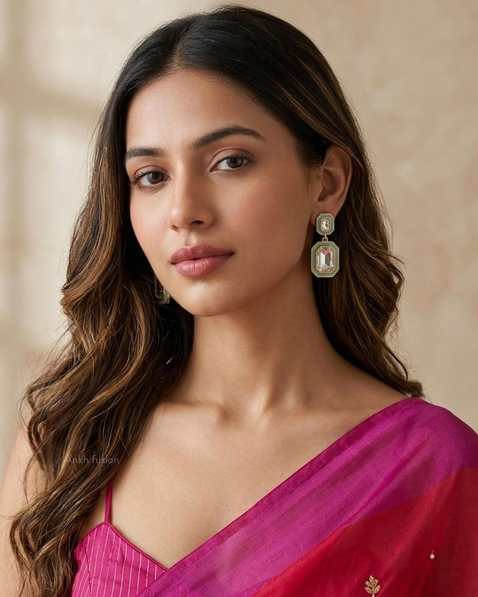 Thumbnail: Small Drop Earrings