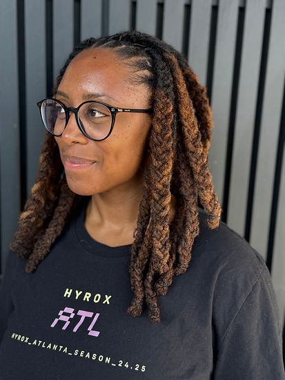 IMG_4181 Signature Web.jpg