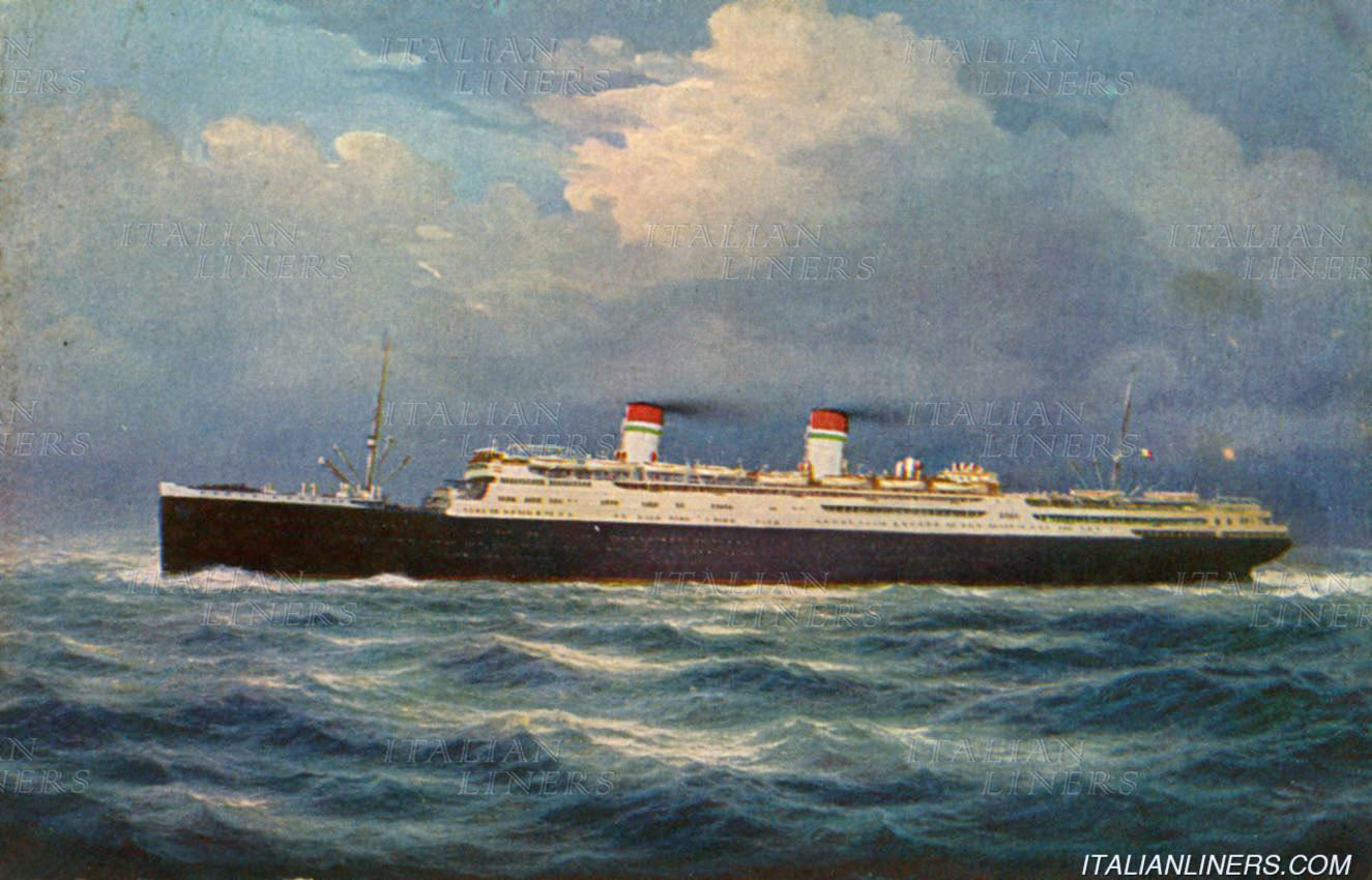 пароход будит город плачущим гудком