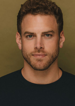 Actor Headshots Leading man  Hollywood Leadingman 