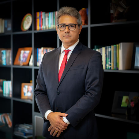 O Poder da Cor no Retrato Corporativo: Escolhendo as Tonalidades Ideais