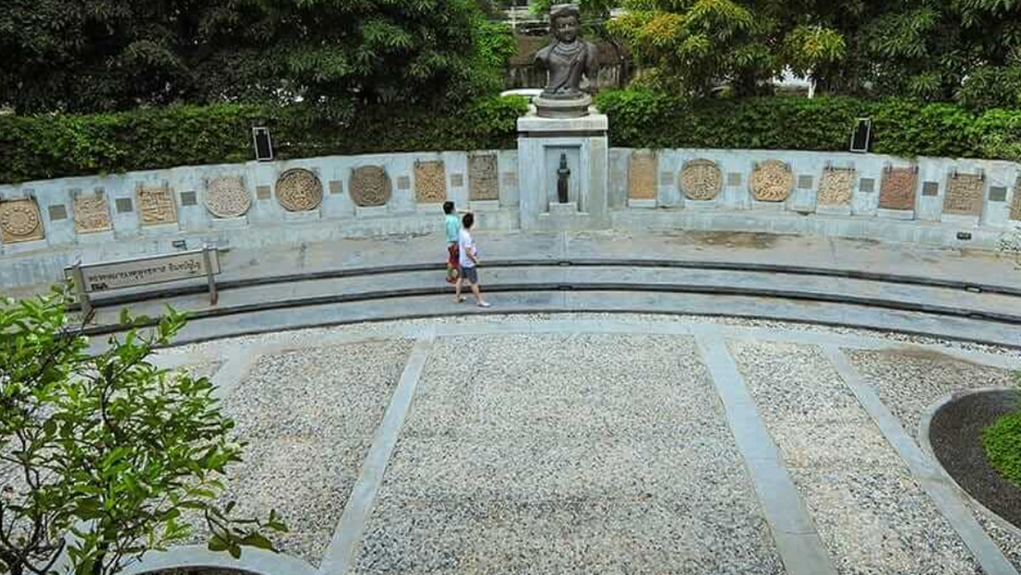 The Silent Sermon: Why Our (Theravada) Buddhist Centres Need More Than Just a Statue