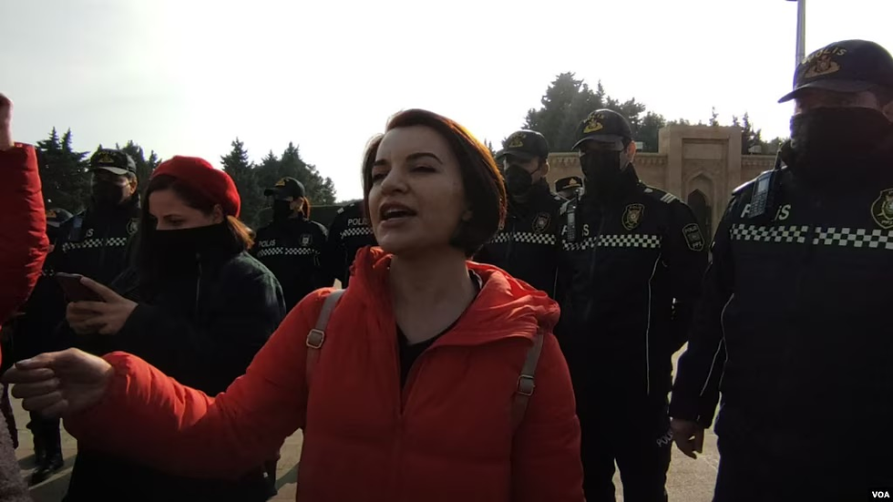 Sevinj Vaqifqizi, jailed editor of AbzasMedia, receives the 2025 Anna Politkovskaya–Arman Soldin Award for Courage in Journalism. Discover her story of bravery, her fight against corruption, and the global calls for her immediate release.