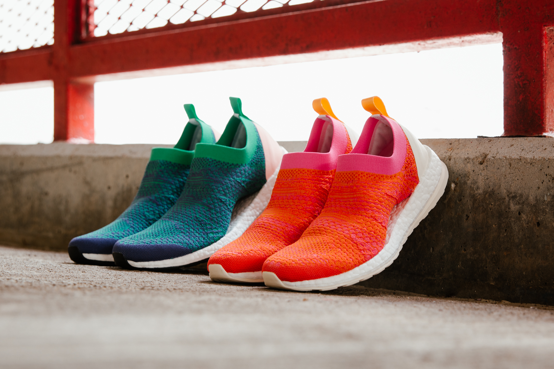 adidas floating arch