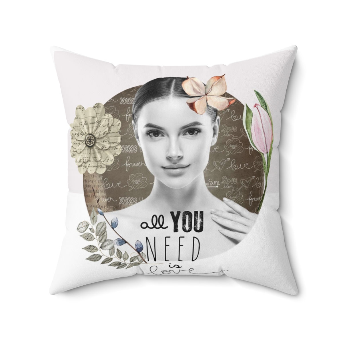 כל מה שאת צריכה זו אהבה- כרית מעוצבת