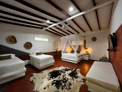 Hab 8 _wakahotel 2.jpeg