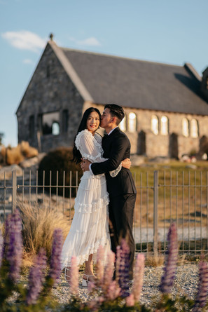 Lake Tekapo pre-wedding photo shoot