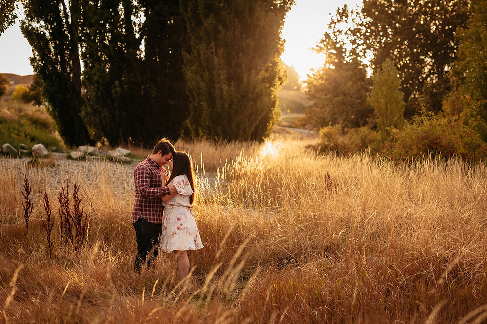 Lake Tekapo Engagement Photoshoot