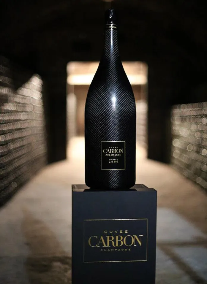 champagne carbon.webp