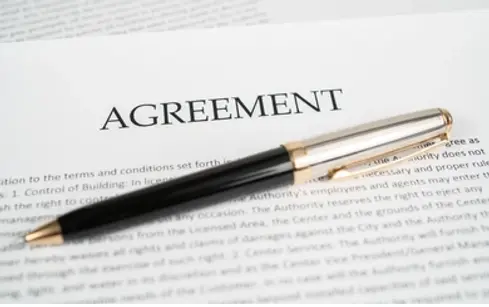 close-agreement-pen-ready-be-260nw-1494265097.webp