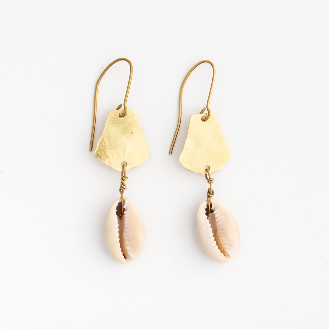 mini leque e búzios | dourado