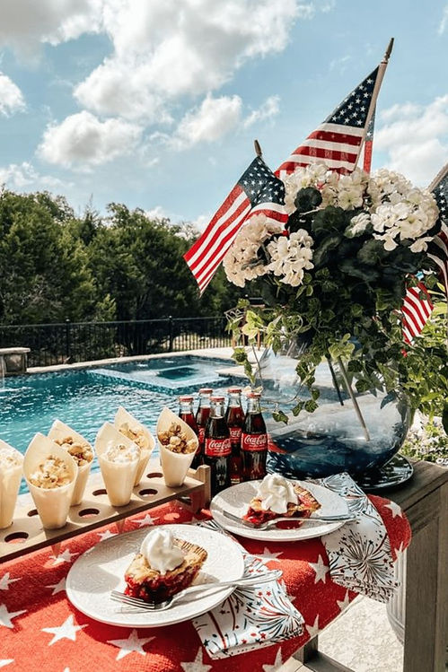 Everything You Need to Host a Modern Fourth of July Backyard Party - Mozie.jpg