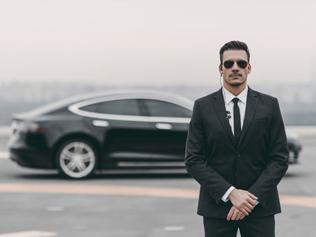 Why Is It Essential to Hire Security Services for Commercial Places?