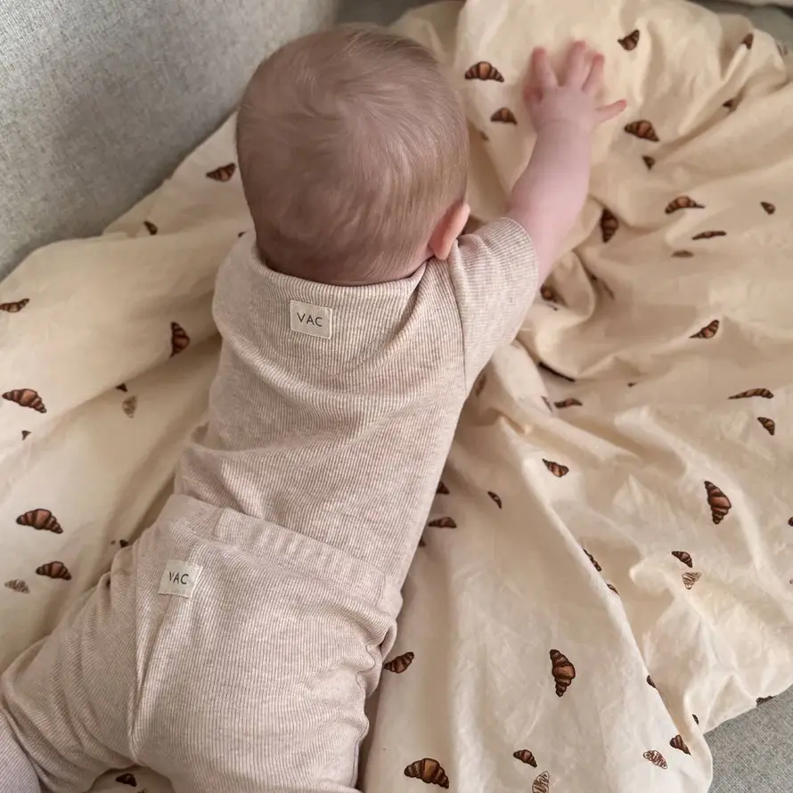 Thumbnail: VacVac Studio Croissant Bedding - 100x140 - Croissant mini