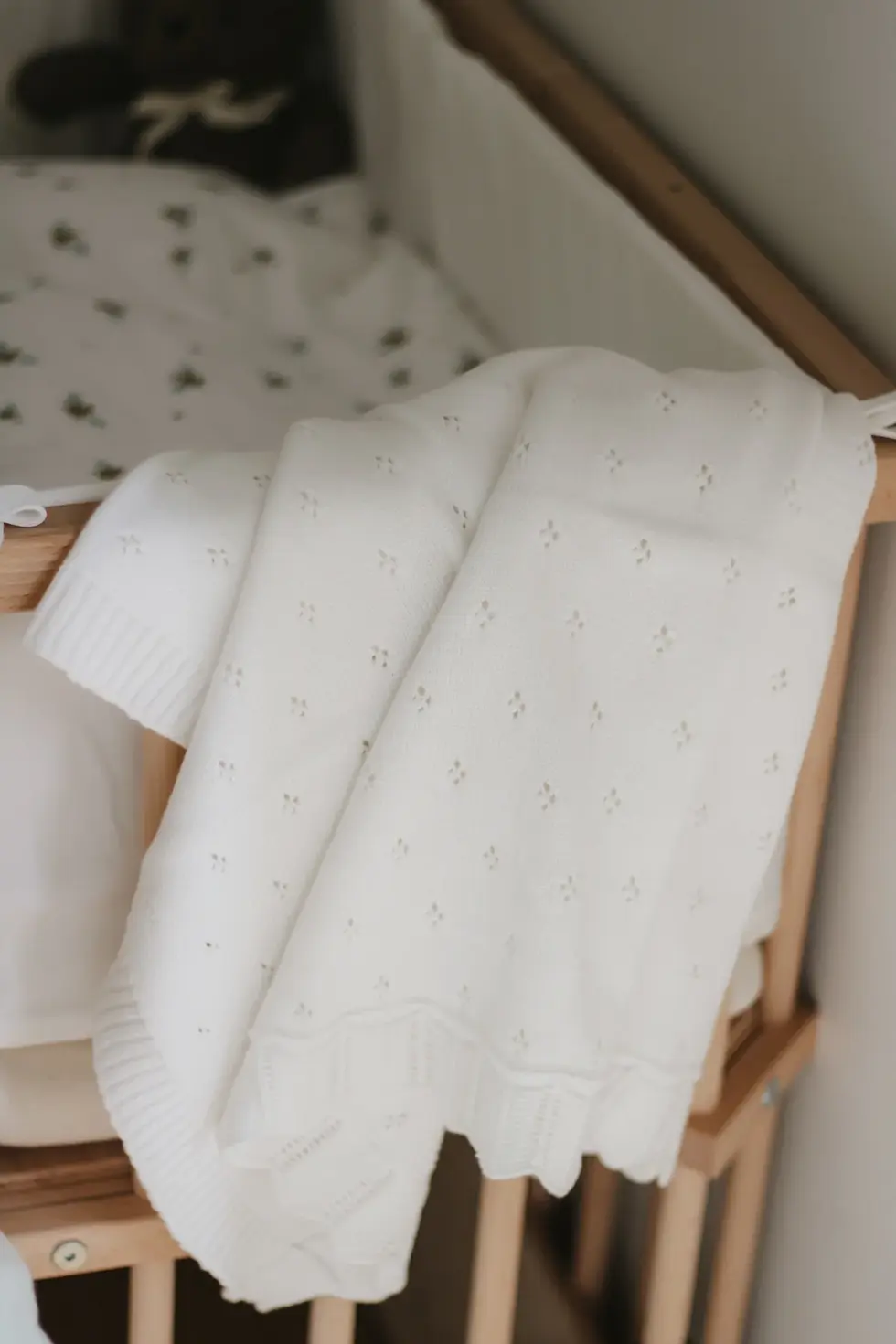 Thumbnail: Vanilla Copenhagen Knitted Blanket - Milk