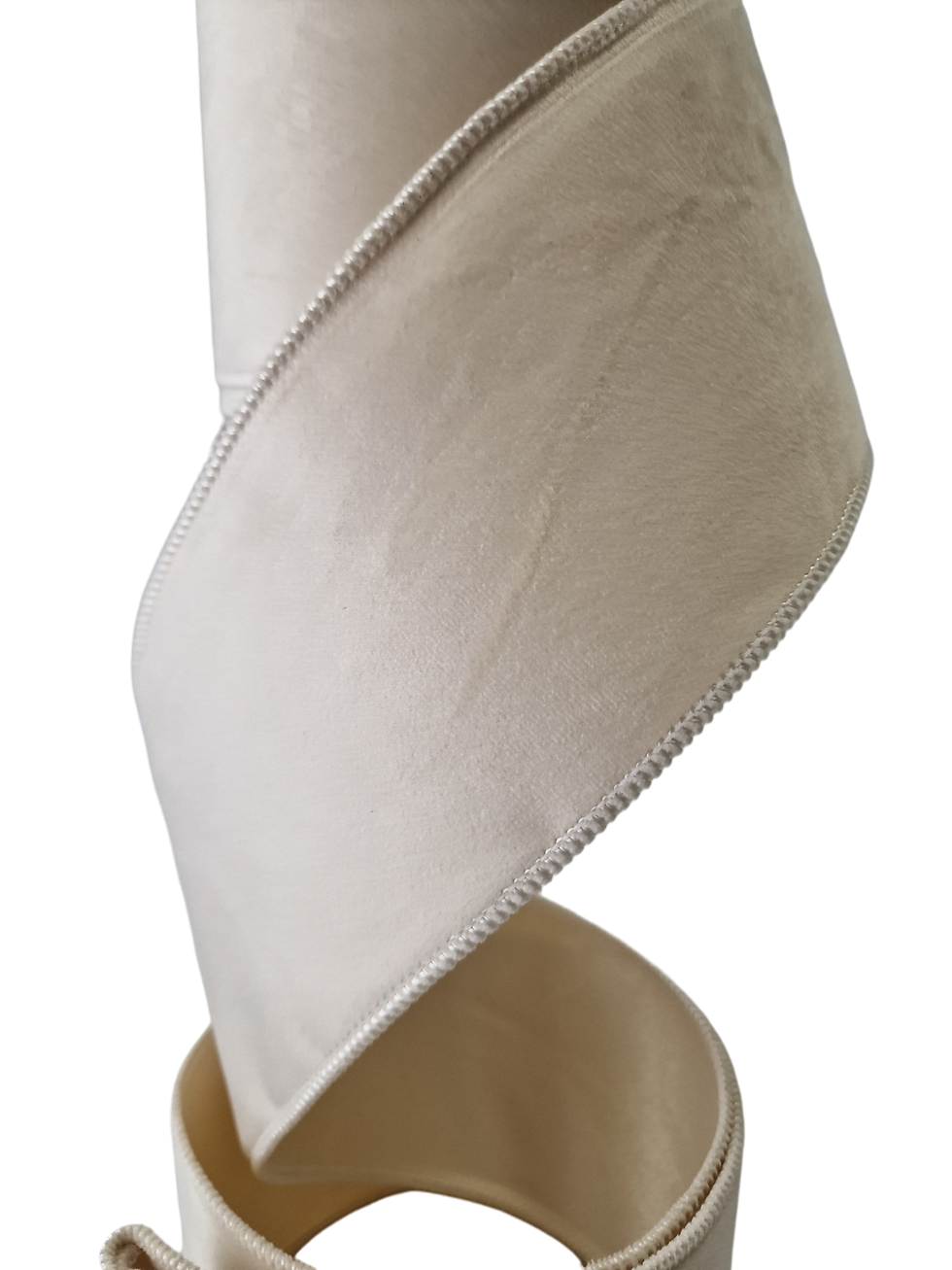 Thumbnail: Velvet Ribbon, Cream ,4" 10M