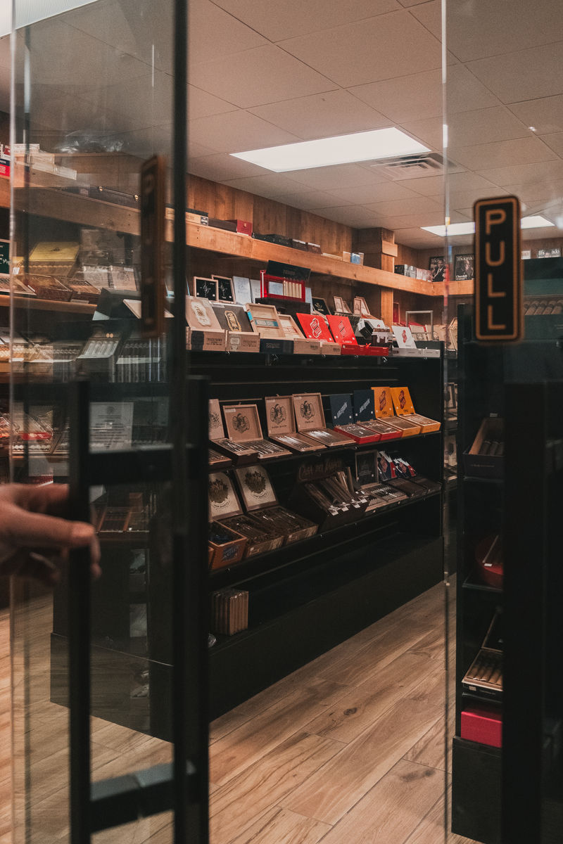 La Casa Del Tabaco Cigar Lounge