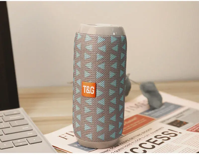 Thumbnail: Portable Speaker Wireless  Bluetooth-compatible Subwoofer Outdoor Waterproof Lou