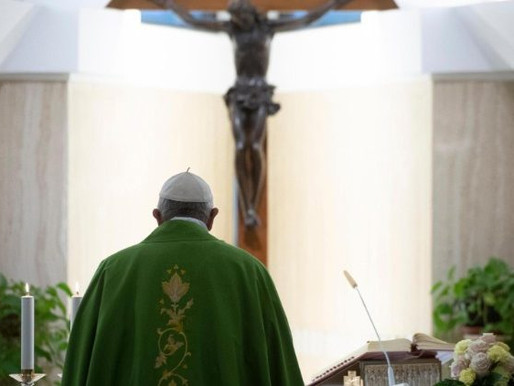 Papa: Jesus nos convida ao banquete do Reino, cuidado para não rejeitar