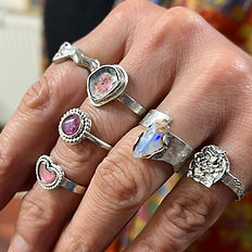 individuelle Ringe, die im Kurs entstanden