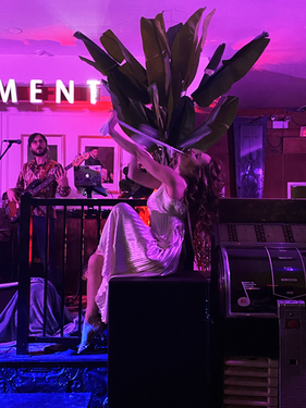 Photo 2021-12-01, 22 00 53 copy.png