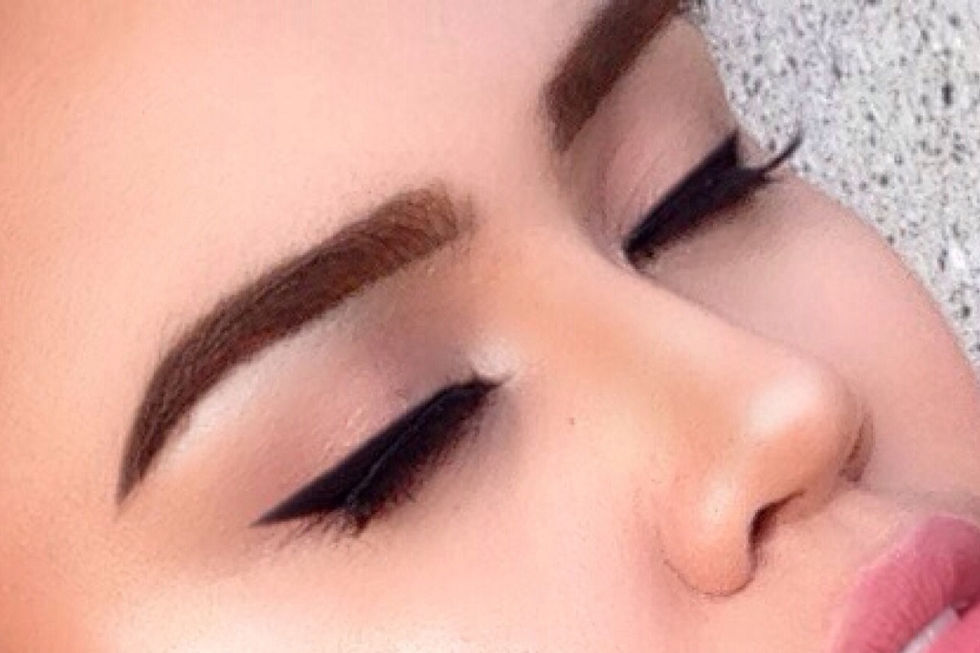 Wink Brow Dressing in Auburn Swatch