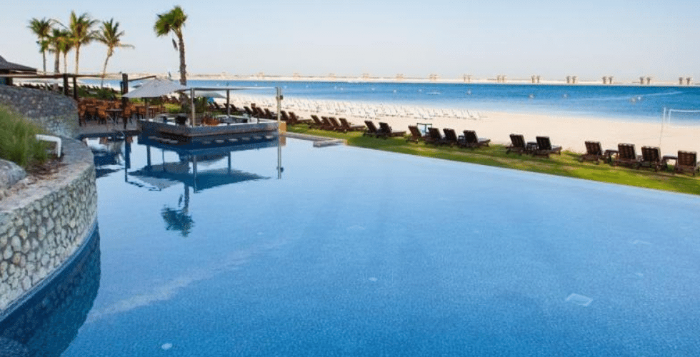 JA Palm Tree Court, JA Resort, Jebel Ali, Jumeirah, JA Beach Hotel, JA Palm Tree Court Hotel, 9-hole golf course and academy, various water sports, tennis, squash, mini-golf, horse riding and even deep-sea fishing, CoolZone kids club,ChillZone, flood-lit pitches, perfect for football, rugby and cricket.