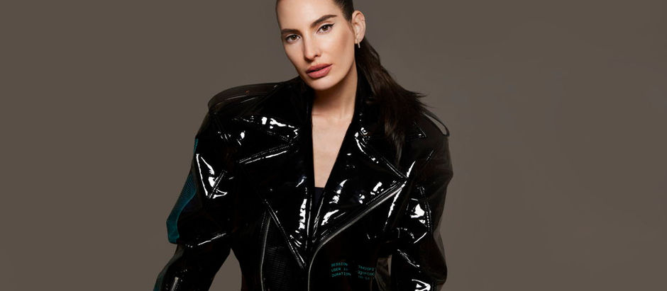 Lilly Palmer presents her hypnotic techno piece 'You Are My Guide'