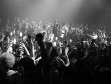 Mahmut Orhan back at Chinois Ibiza for 10 Date Residency ‘Sounds Like Pillow Talk’