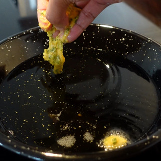 banana fenugreek pakoras gujarati surti khalva khalwa recipe 