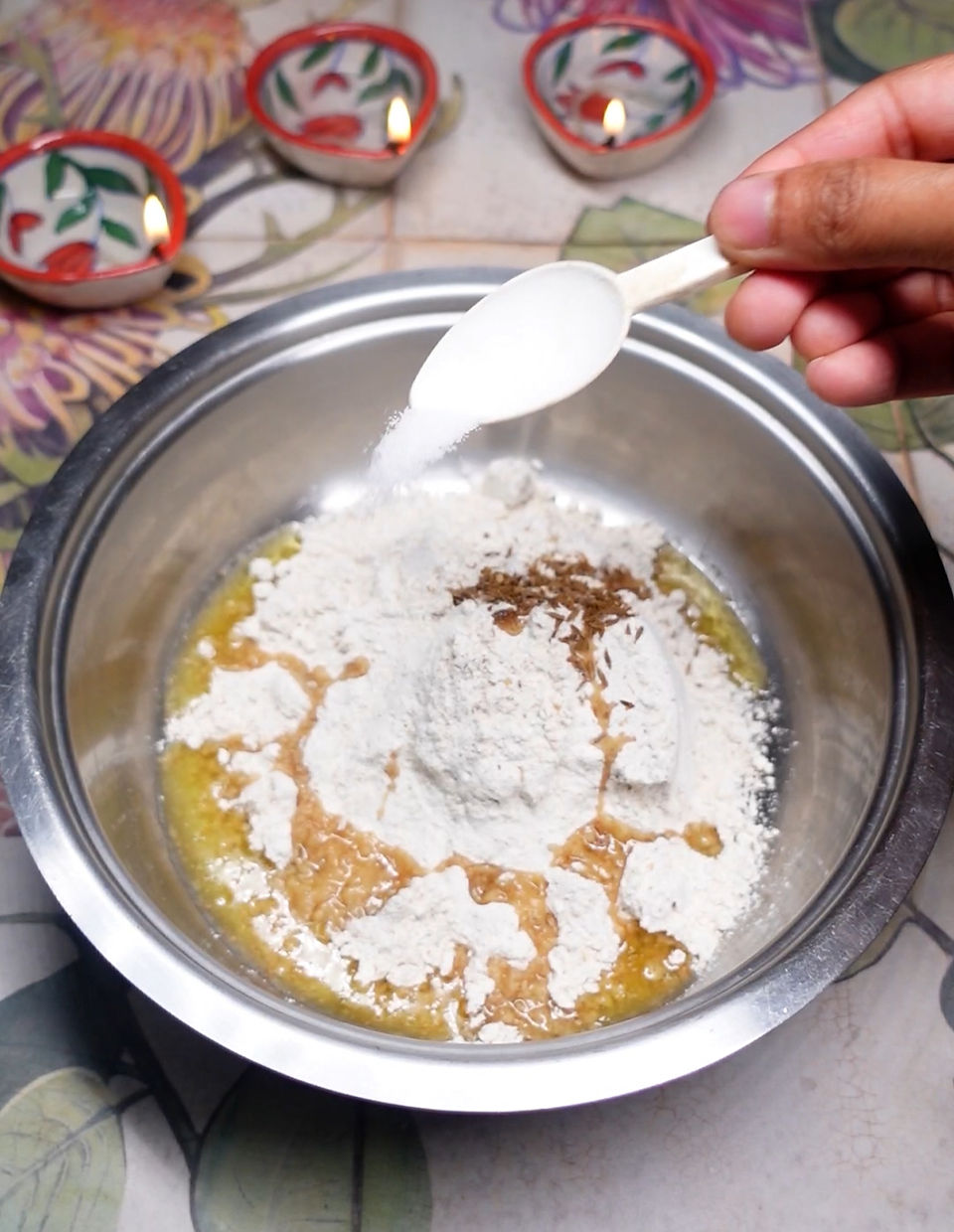 chaat papdi pastry dough mixture