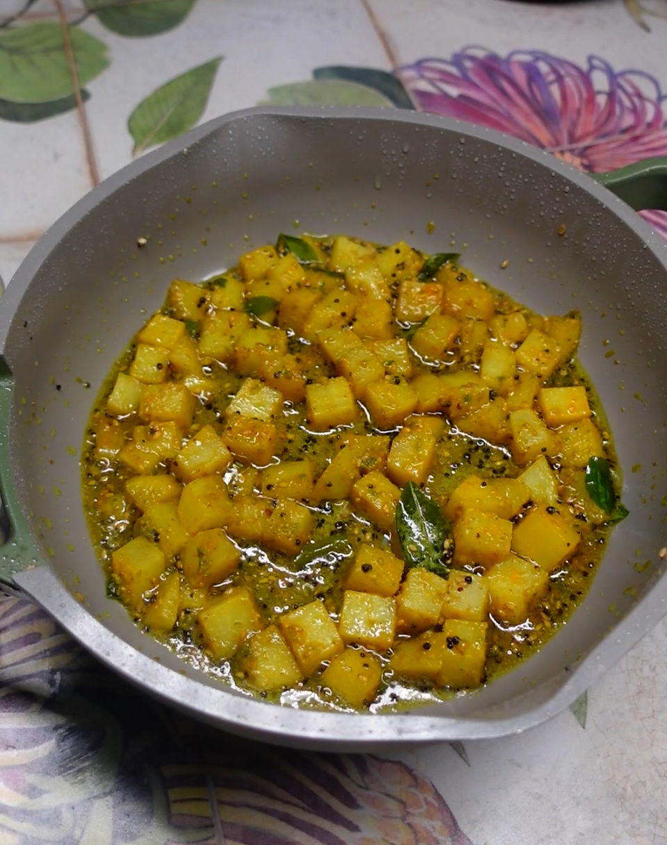 bateta poha flattened rice potato