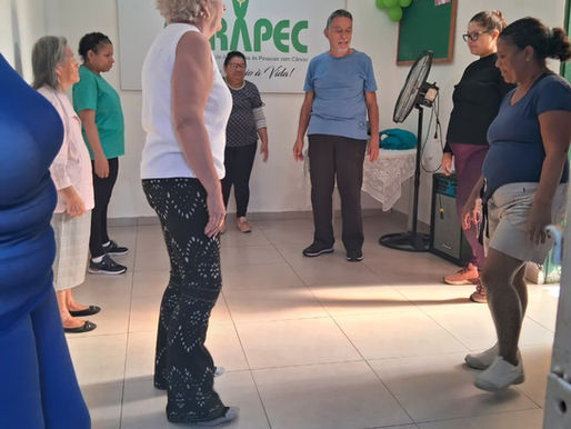 Ribeirão Preto – Atividade de Fisioterapia em Grupo reúne assistidos da ABRAPEC em momentos de cuidado e integração.